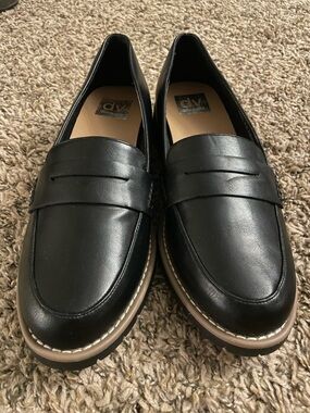 DV by Dolce Vita Black Leather Penny Loafers with Tan Trim